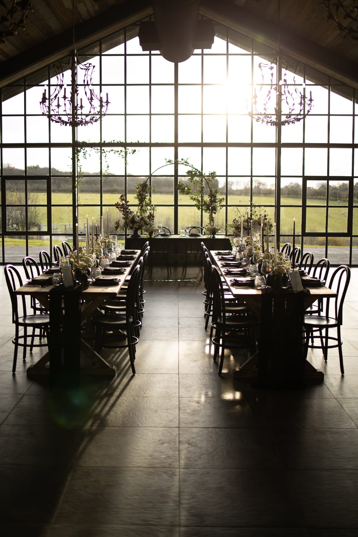 Twin table set up