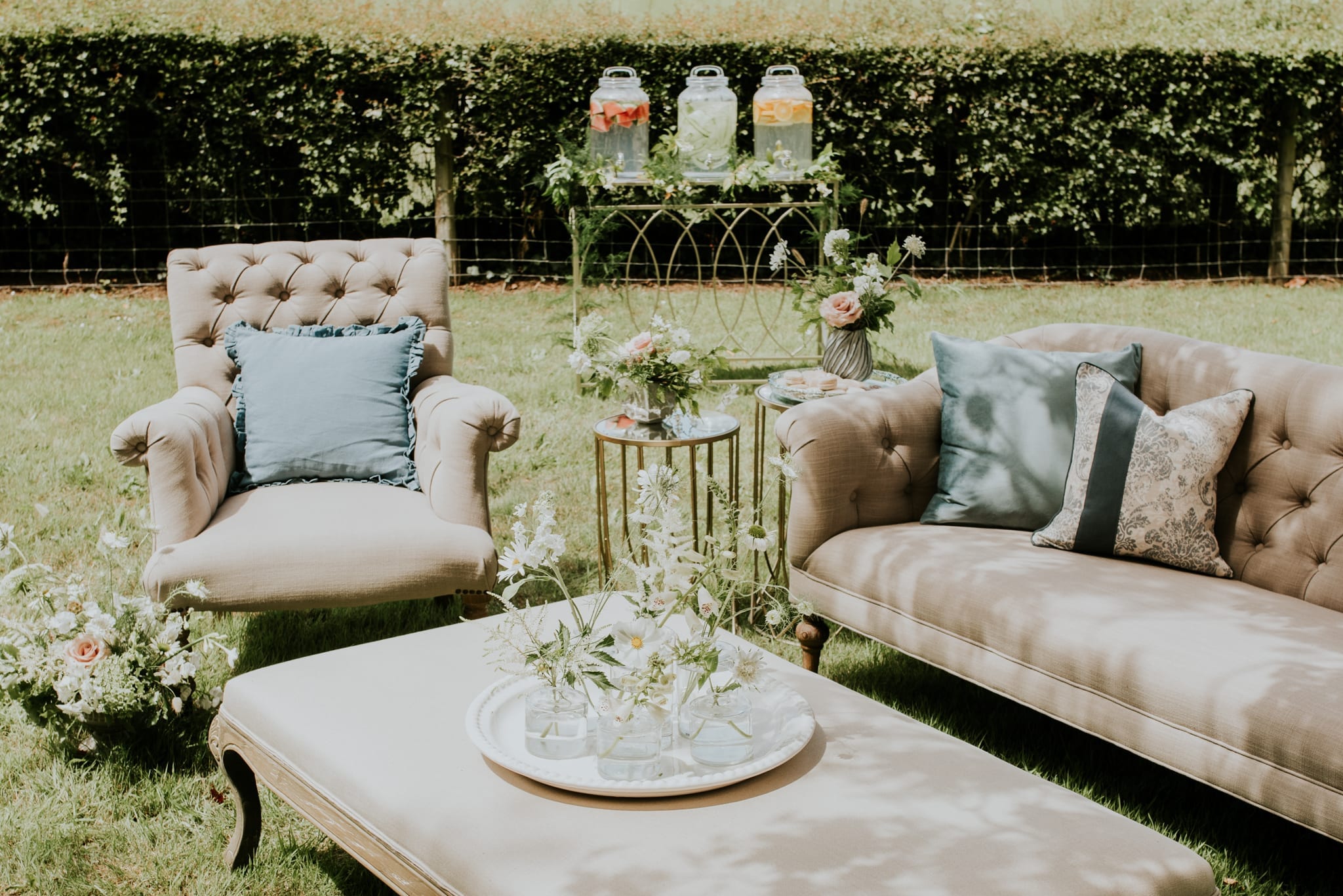 Outdoor wedding lounge setting
